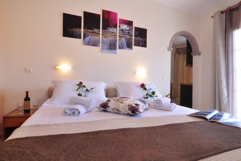 Rolandos Apartments Agios Gordios  Exteriér fotografie