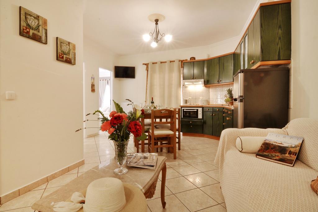 Rolandos Apartments Agios Gordios  Exteriér fotografie